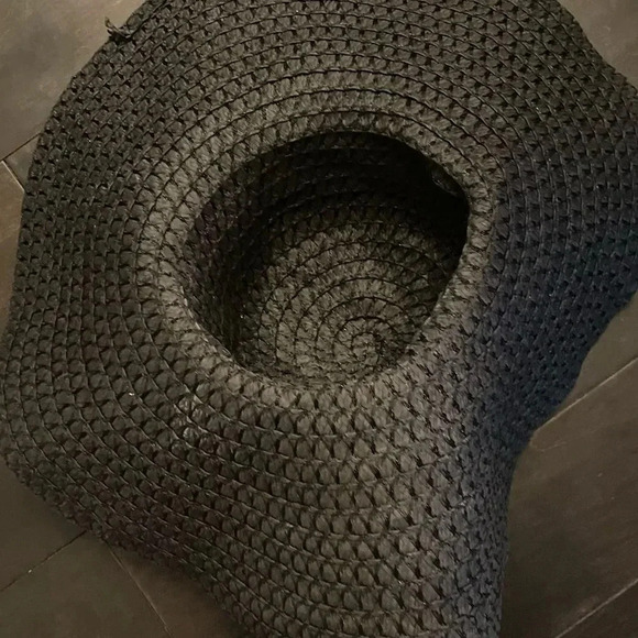 LARGE BLACK GLAMOROUS BEACH HAT - Picture 6 of 8